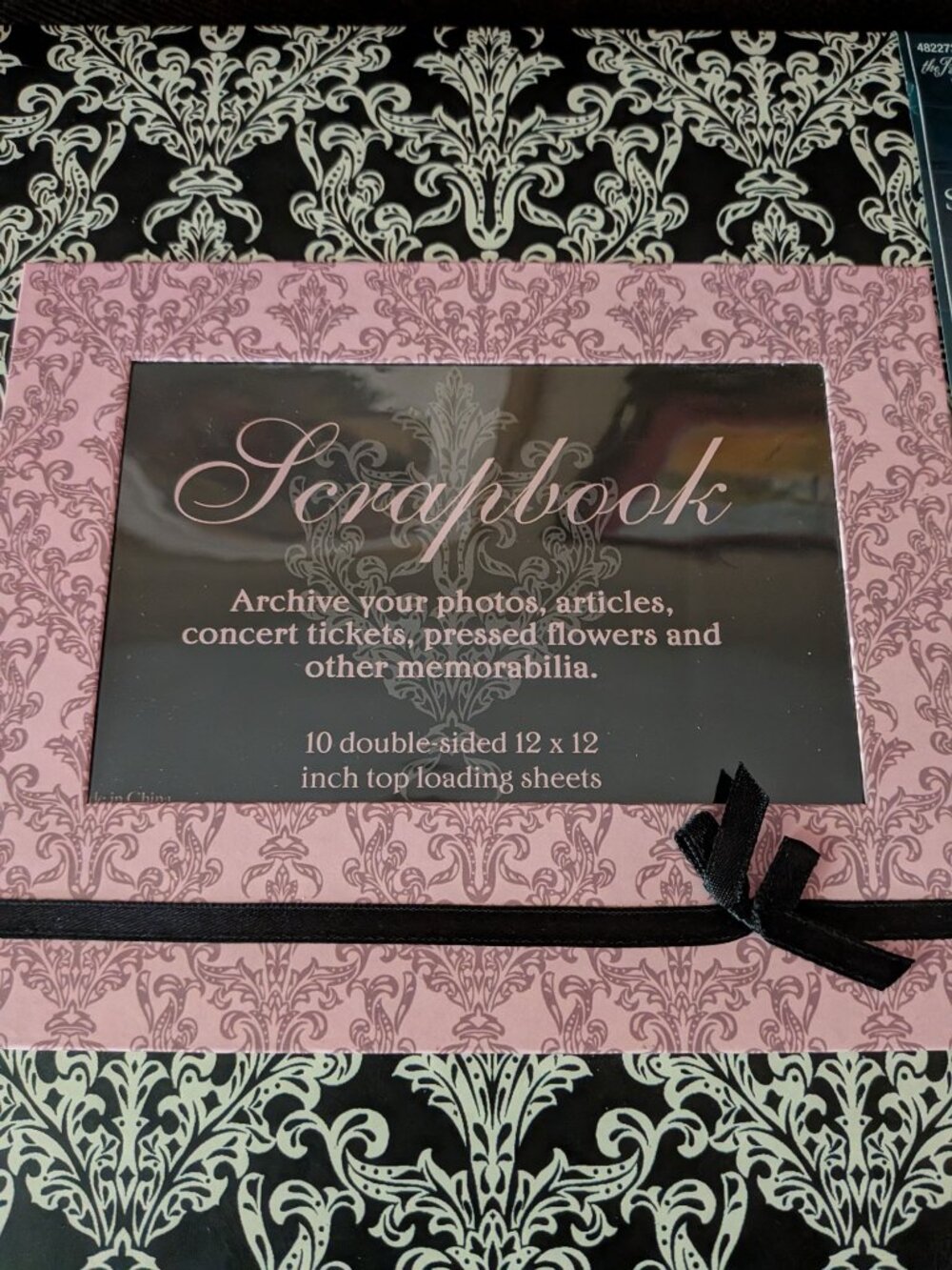 Memories 12x12" Scrapbook, Paisley design, ready to use for Photos or Scrapbook - Picture 14 of 14